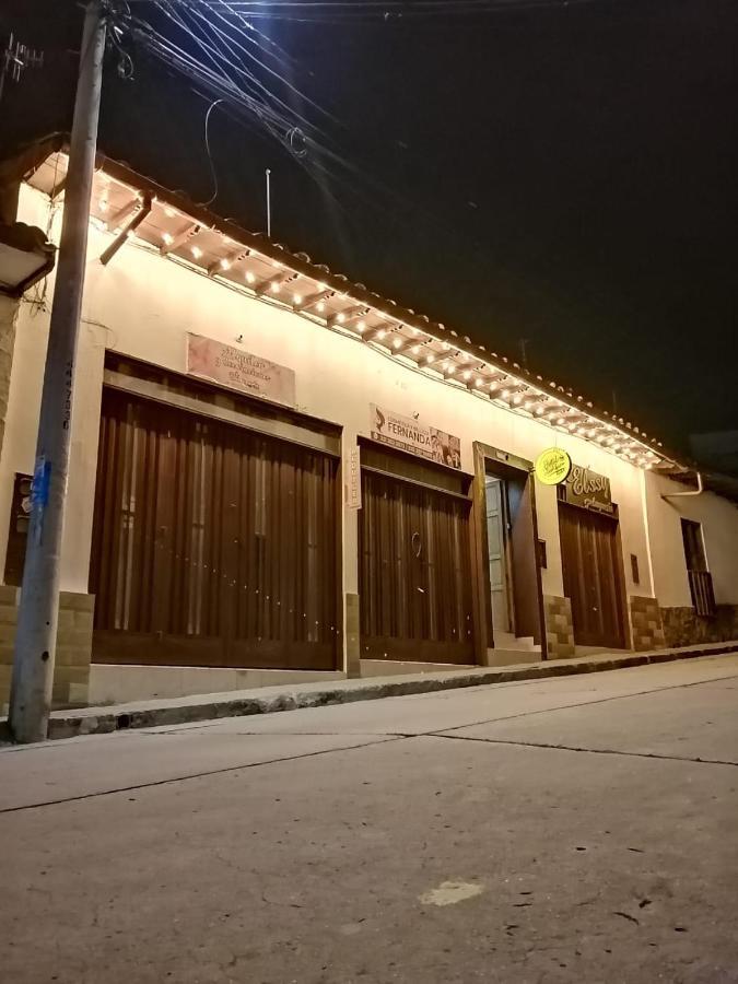 סן גיל Hostal Colombian Gold מראה חיצוני תמונה