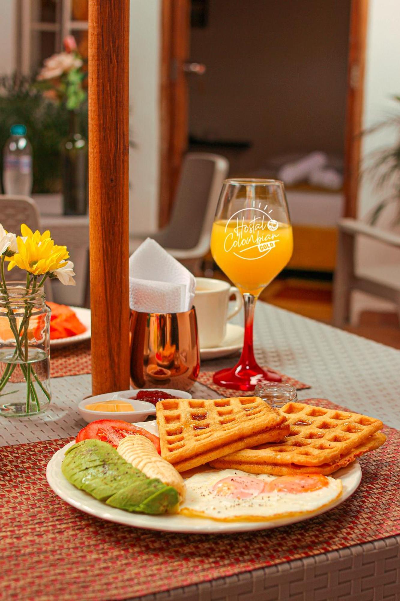 סן גיל Hostal Colombian Gold מראה חיצוני תמונה