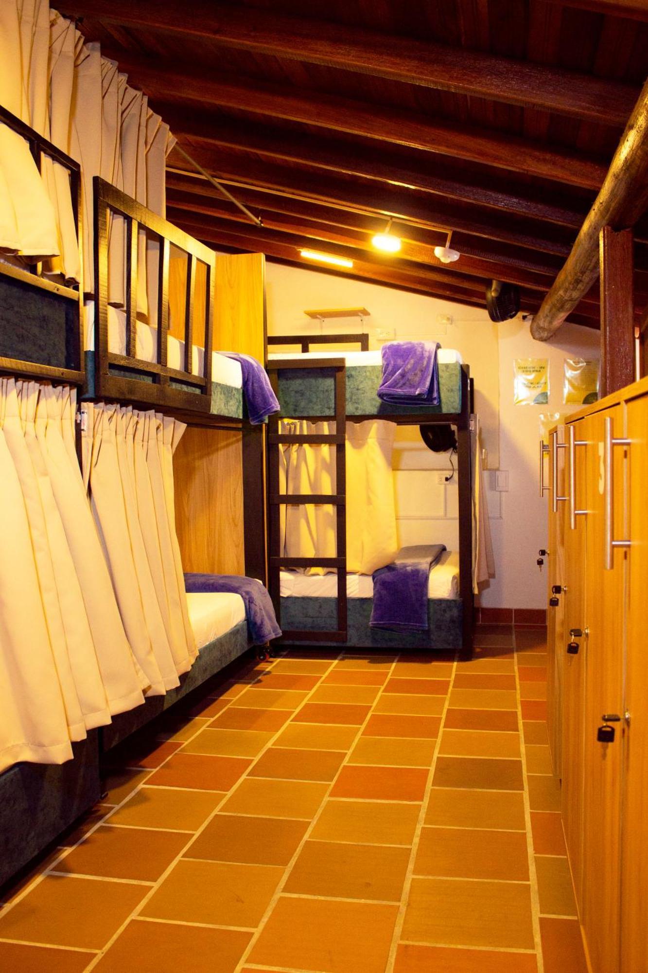סן גיל Hostal Colombian Gold מראה חיצוני תמונה